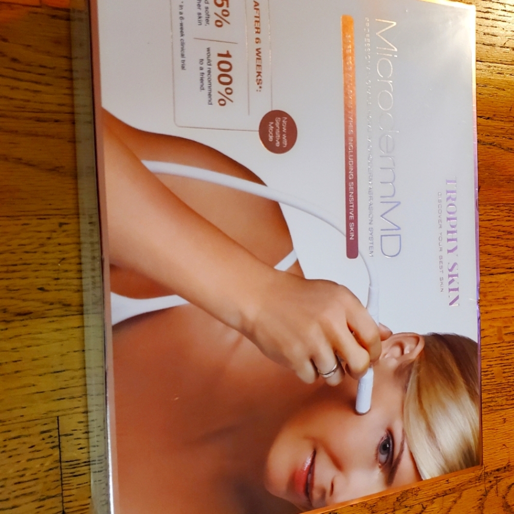 NEW Trophy Skin Microderm MD Professional Grade Home Microdermabrasion System